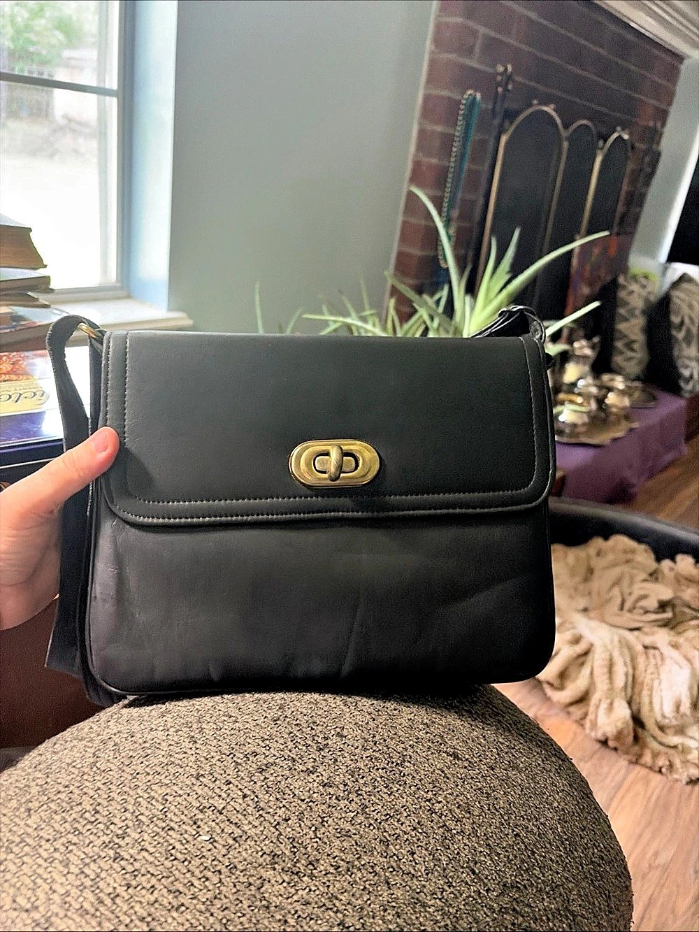 Black Shoulder Bag Gold-Tone Hardware
